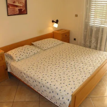 아파트 In With Seaview, Terrace, Air Condition, Wifi