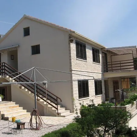 In With Seaview, Terrace, Air Condition, Wifi Lejlighed