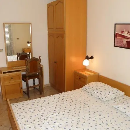 In With Seaview, Terrace, Air Condition, Wifi Lejlighed *