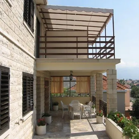 公寓 In With Seaview, Terrace, Air Condition, Wifi *