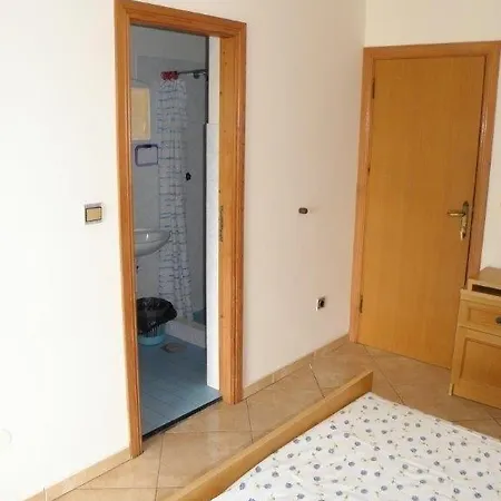 In With Seaview, Terrace, Air Condition, Wifi Lejlighed